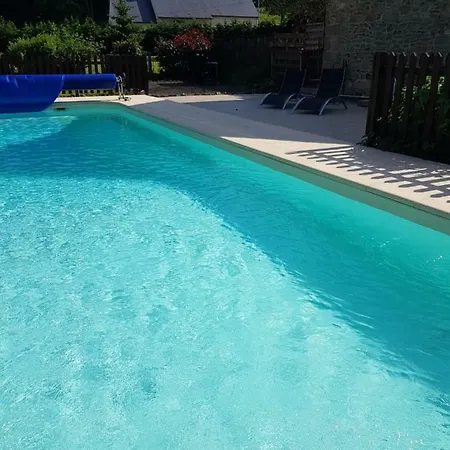 Le Grand Domaine Du Rocher Holiday home Bonnemain